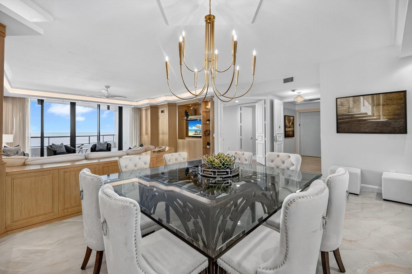Image 2 of 98 For 415 L Ambiance Drive C403