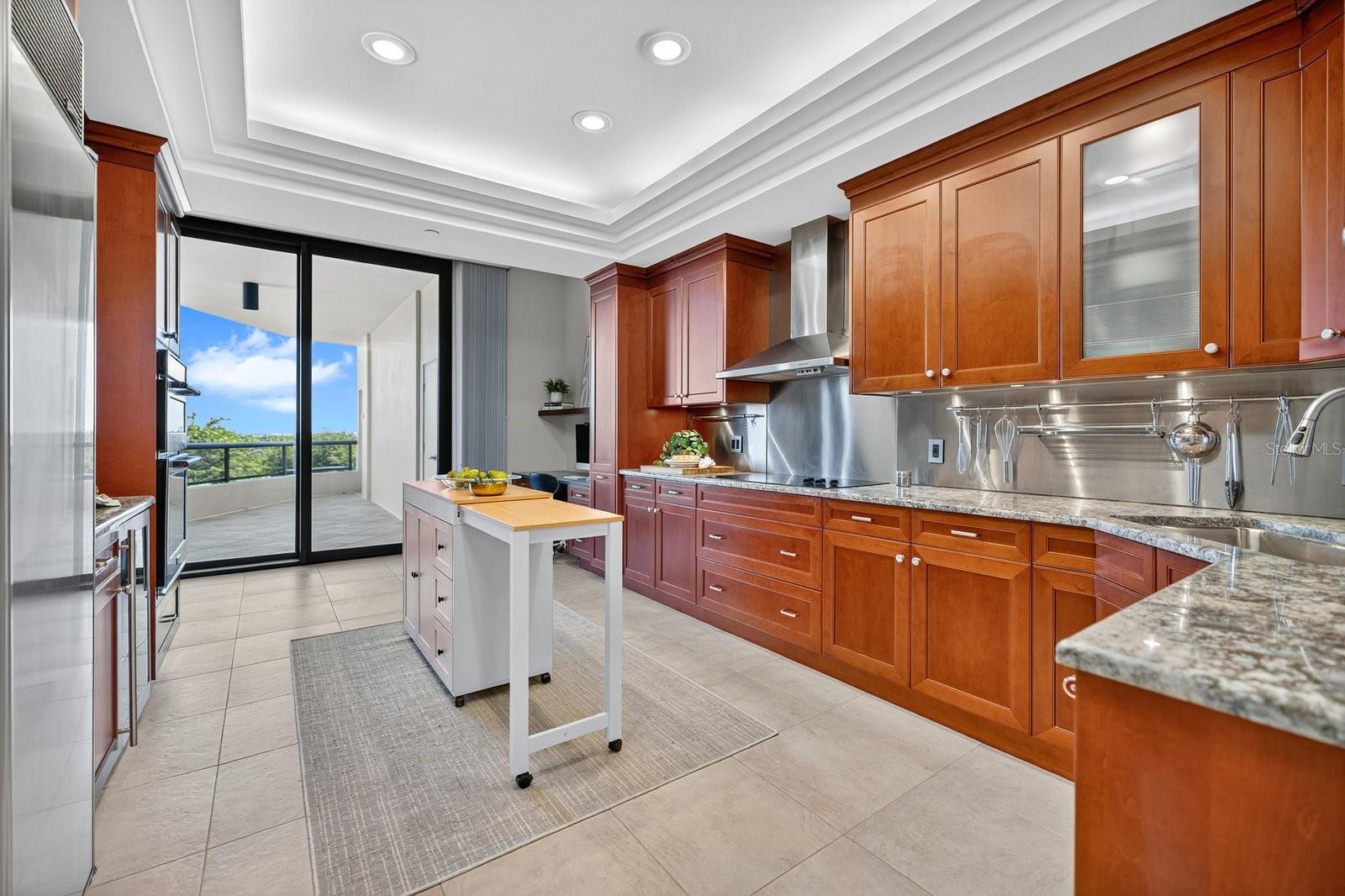 Image 32 of 98 For 415 L Ambiance Drive C403