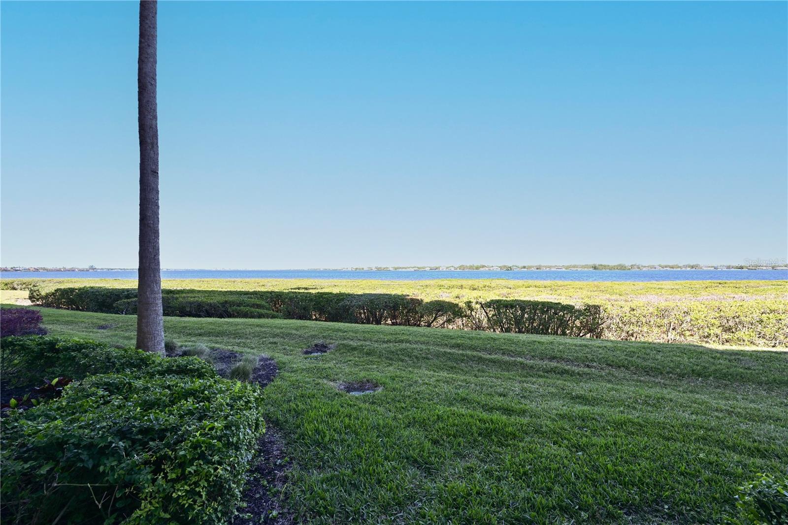 Image 42 of 74 For 910 Tidewater Shores Loop 102