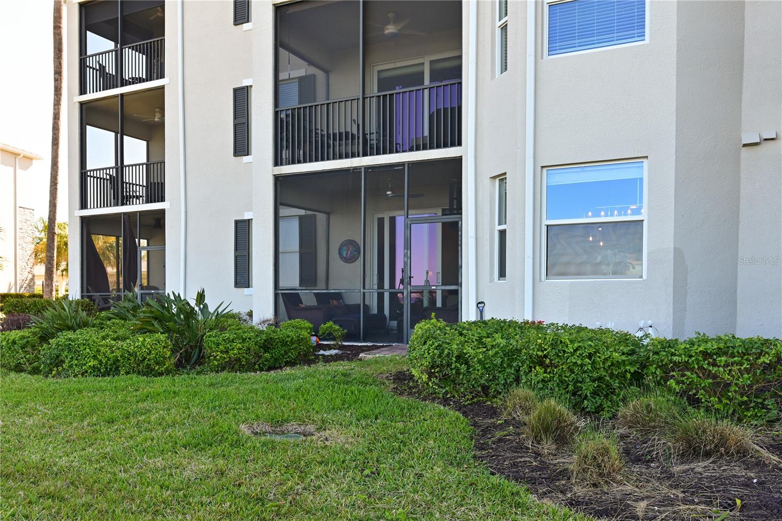 Image 43 of 74 For 910 Tidewater Shores Loop 102