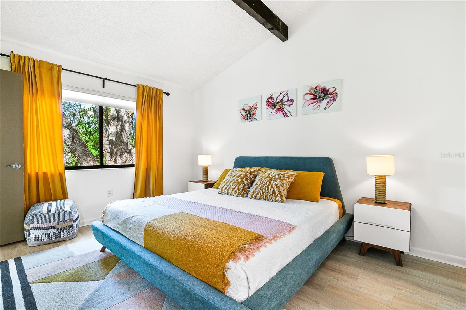 Image 16 of 75 For 1508 Pelican Cove Road 230