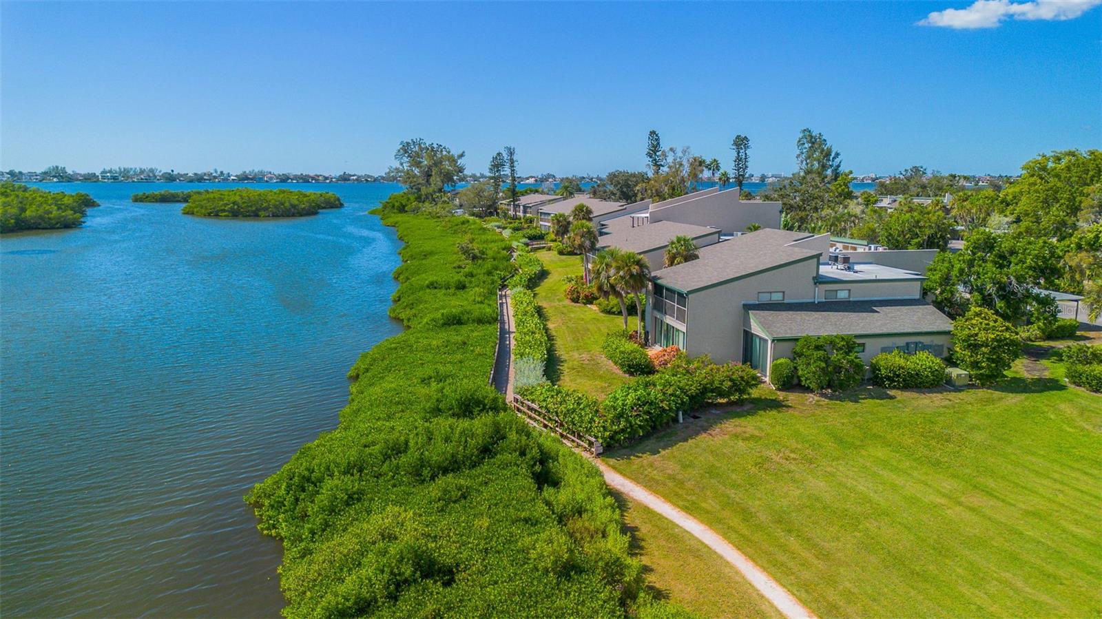 Image 37 of 75 For 1508 Pelican Cove Road 230