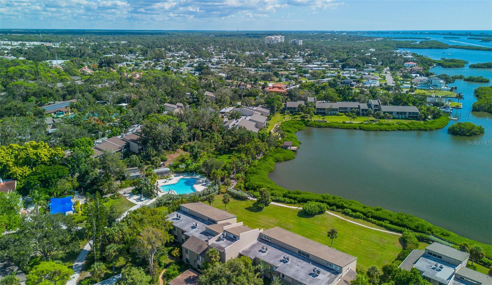 Image 39 of 75 For 1508 Pelican Cove Road 230