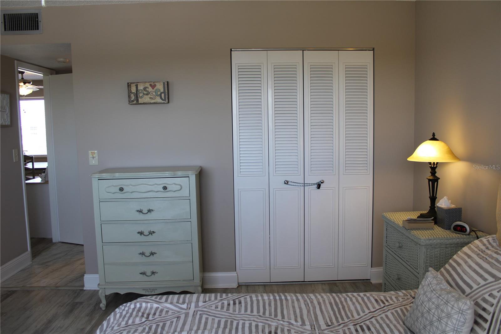 Image 11 of 45 For 4460 Ironwood Circle 501a