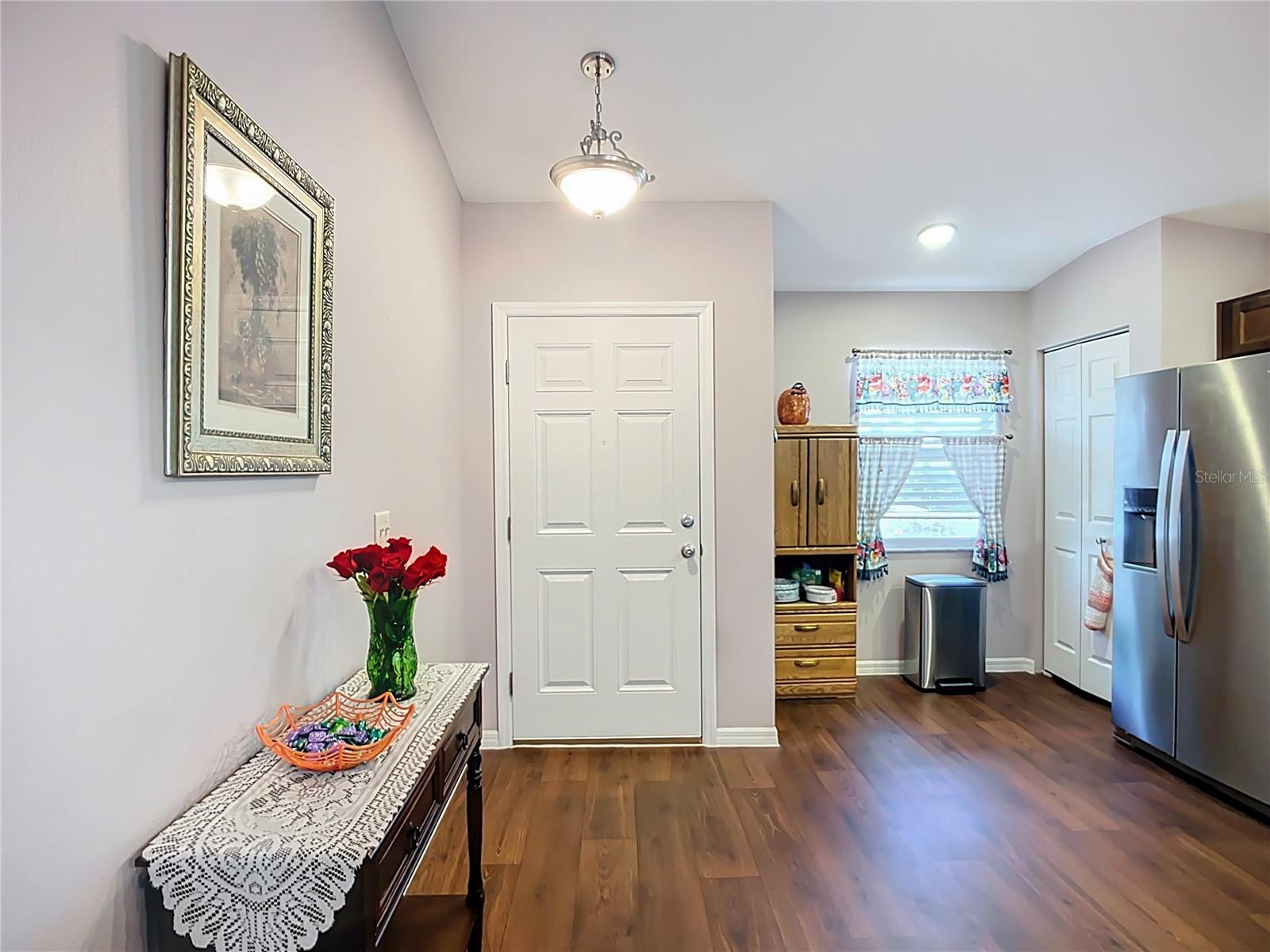 Image 4 of 35 For 1158 42nd Terrace E