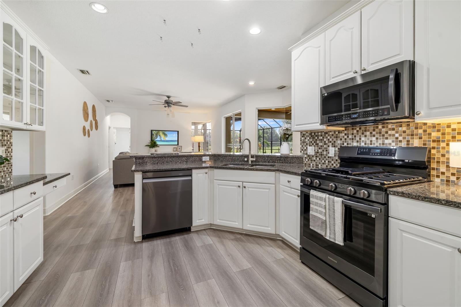 Image 16 of 64 For 12428 Aster Avenue