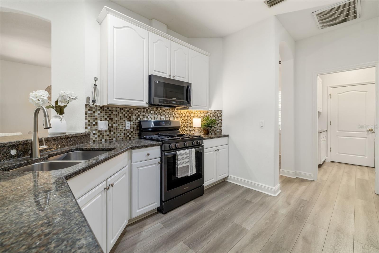 Image 17 of 64 For 12428 Aster Avenue