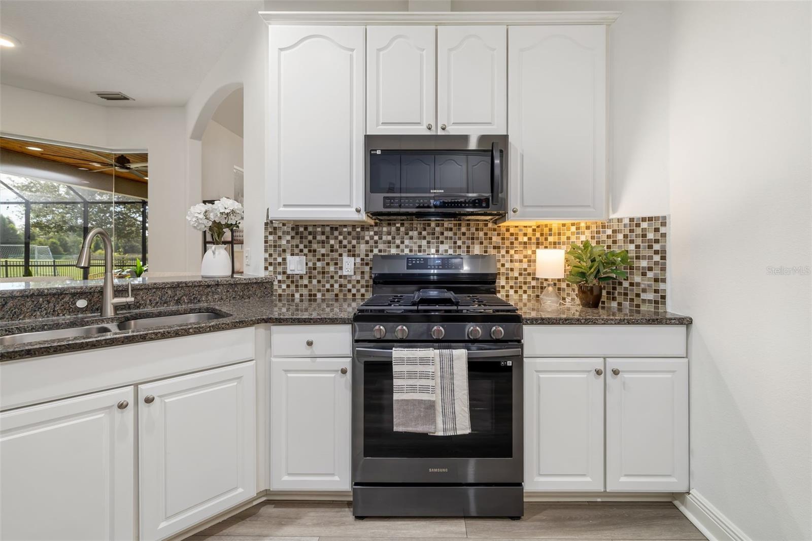 Image 18 of 64 For 12428 Aster Avenue