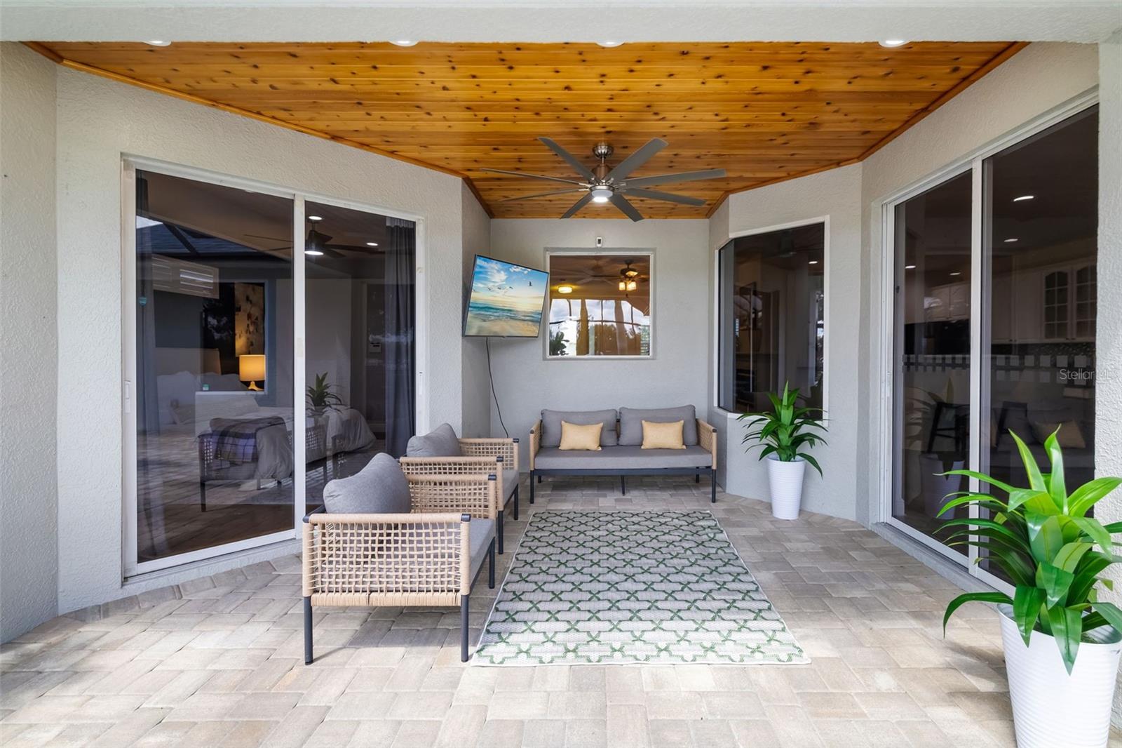 Image 43 of 64 For 12428 Aster Avenue