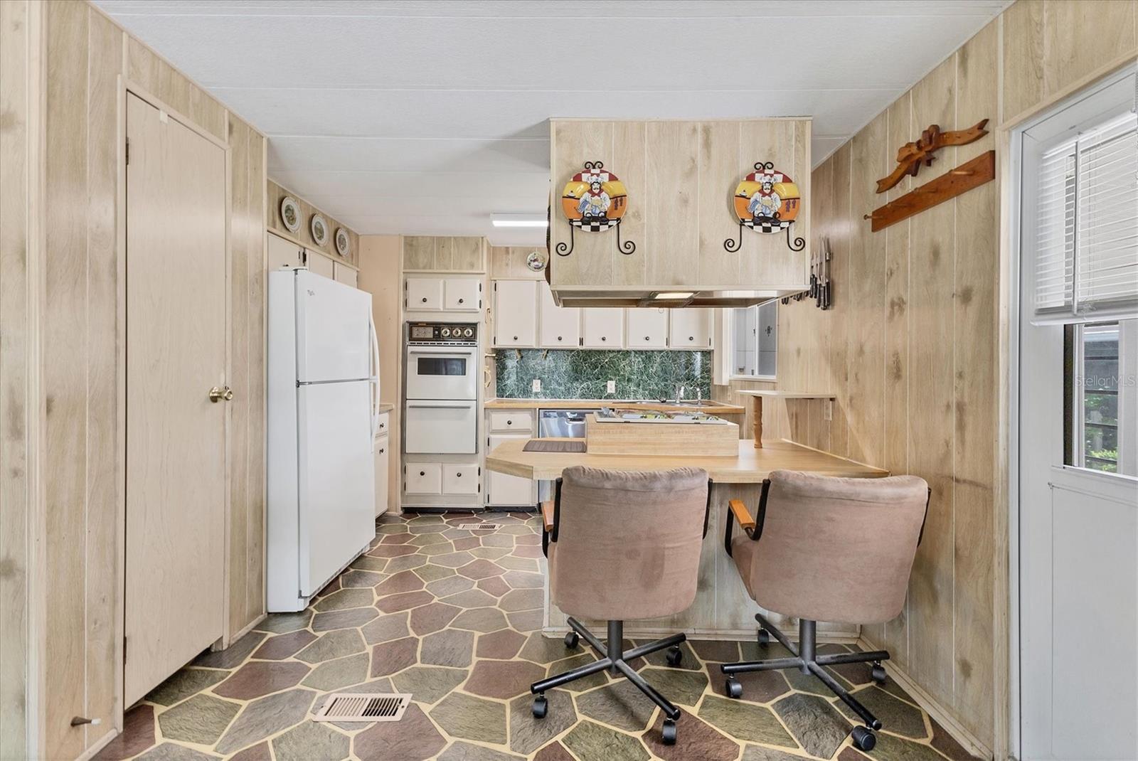 Image 8 of 40 For 4508 14th Street E