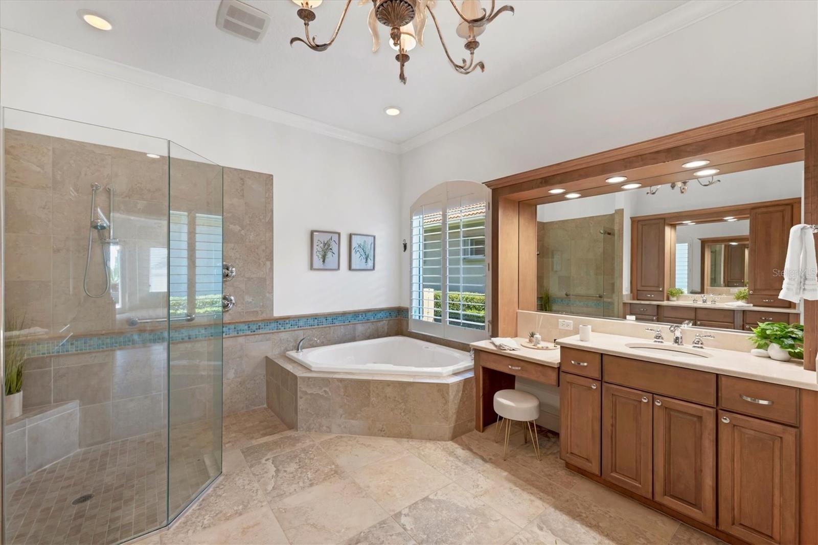 Image 37 of 94 For 805 Riviera Dunes Way