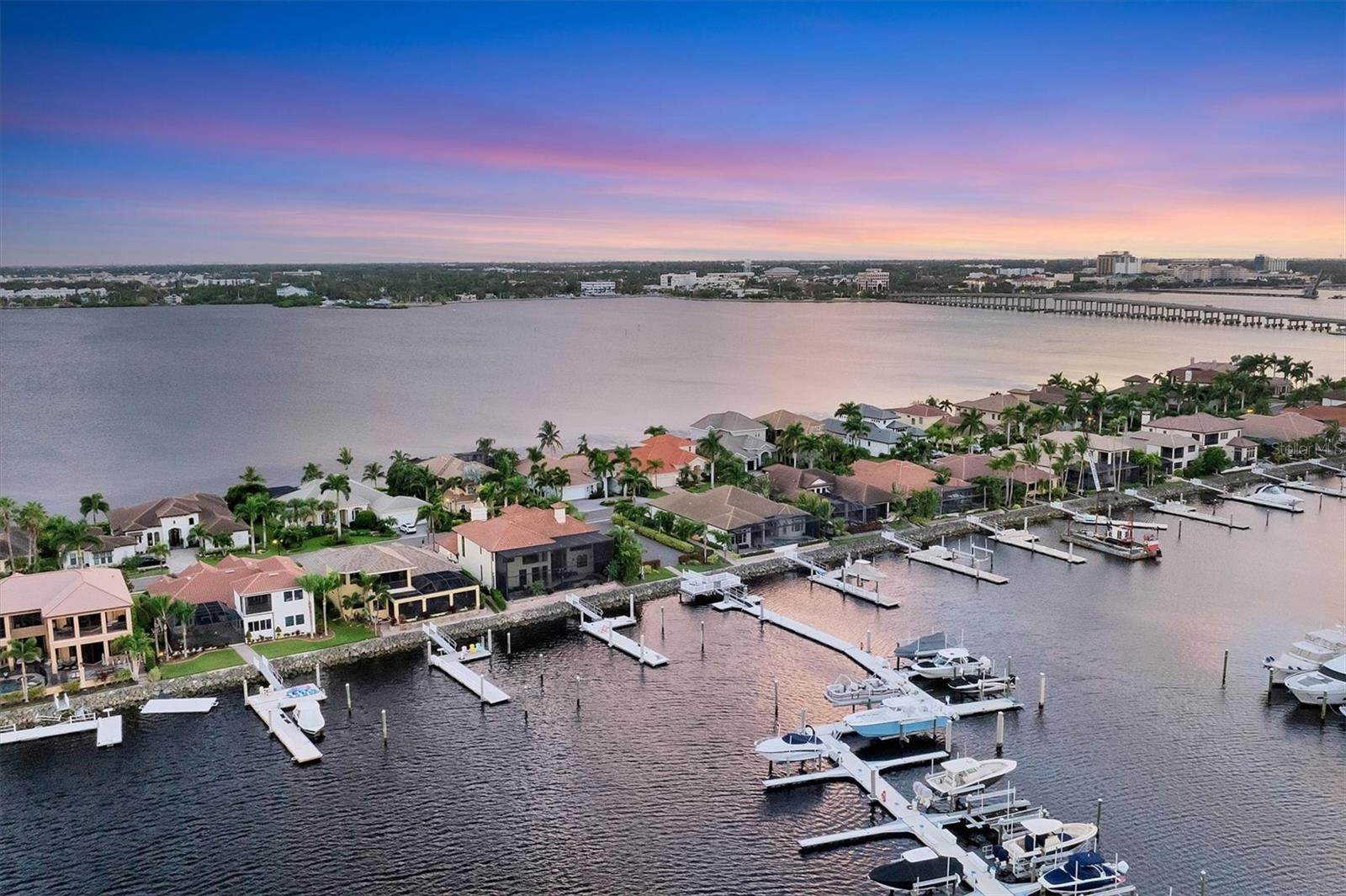 Image 4 of 94 For 805 Riviera Dunes Way