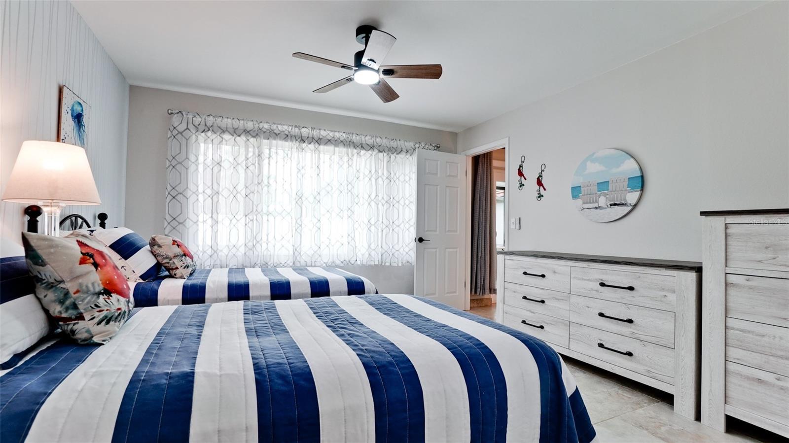 Image 23 of 33 For 1211 56th Street W