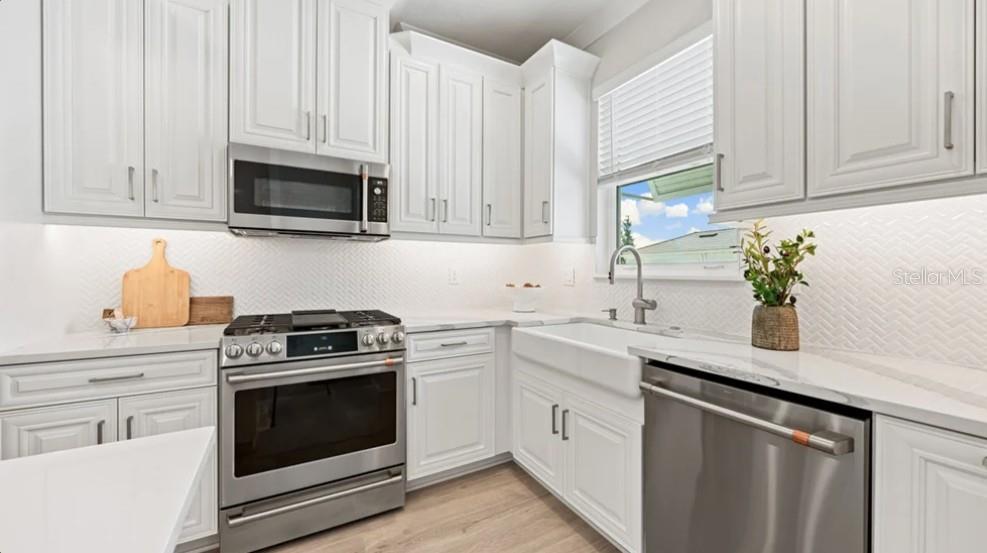 Image 9 of 29 For 4054 Santa Caterina Boulevard 9102