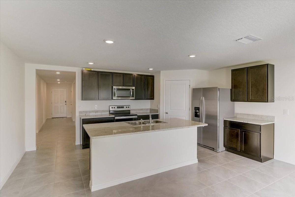 Image 10 of 40 For 5278 Rocky Coast Place