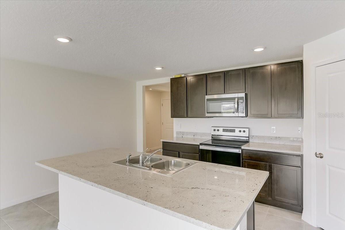 Image 12 of 40 For 5278 Rocky Coast Place