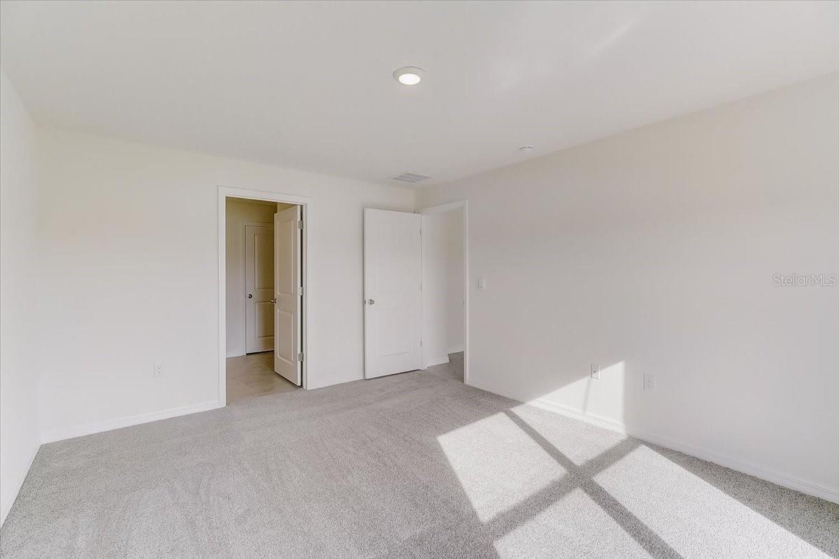 Image 15 of 40 For 5278 Rocky Coast Place