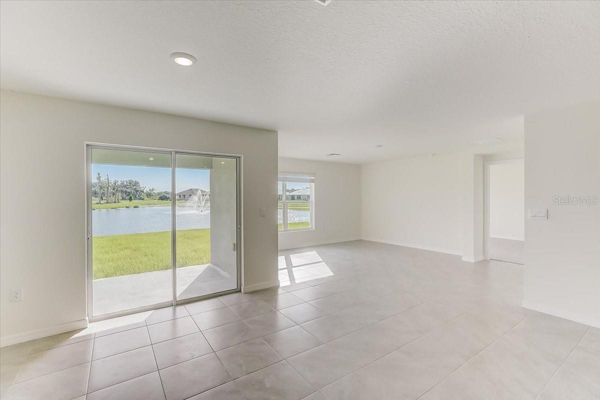 Image 3 of 40 For 5278 Rocky Coast Place