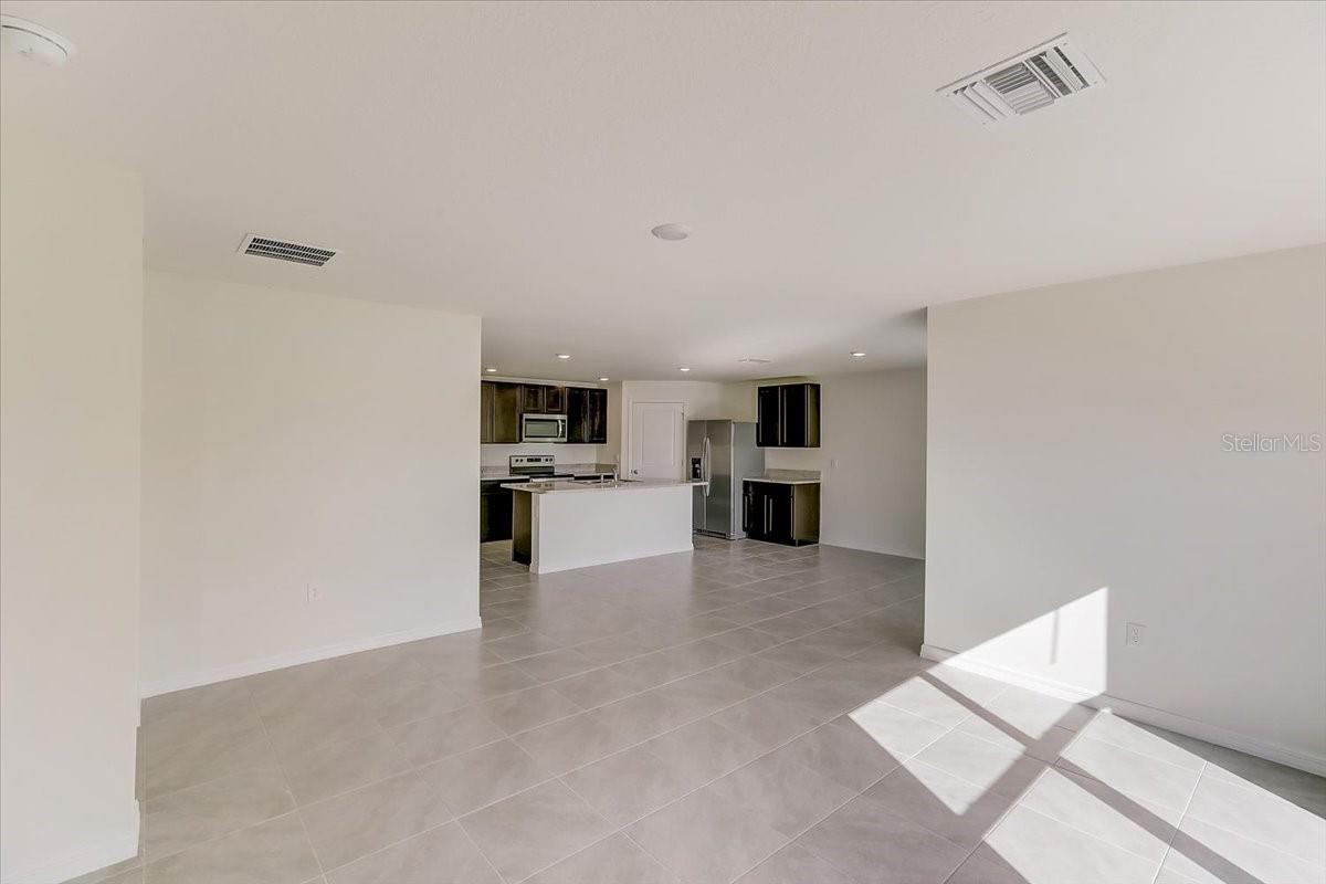 Image 9 of 40 For 5278 Rocky Coast Place