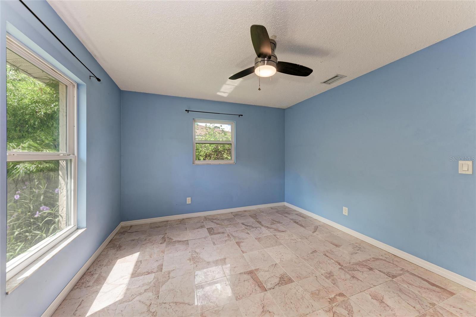 Image 16 of 34 For 6520 3rd Avenue Ne