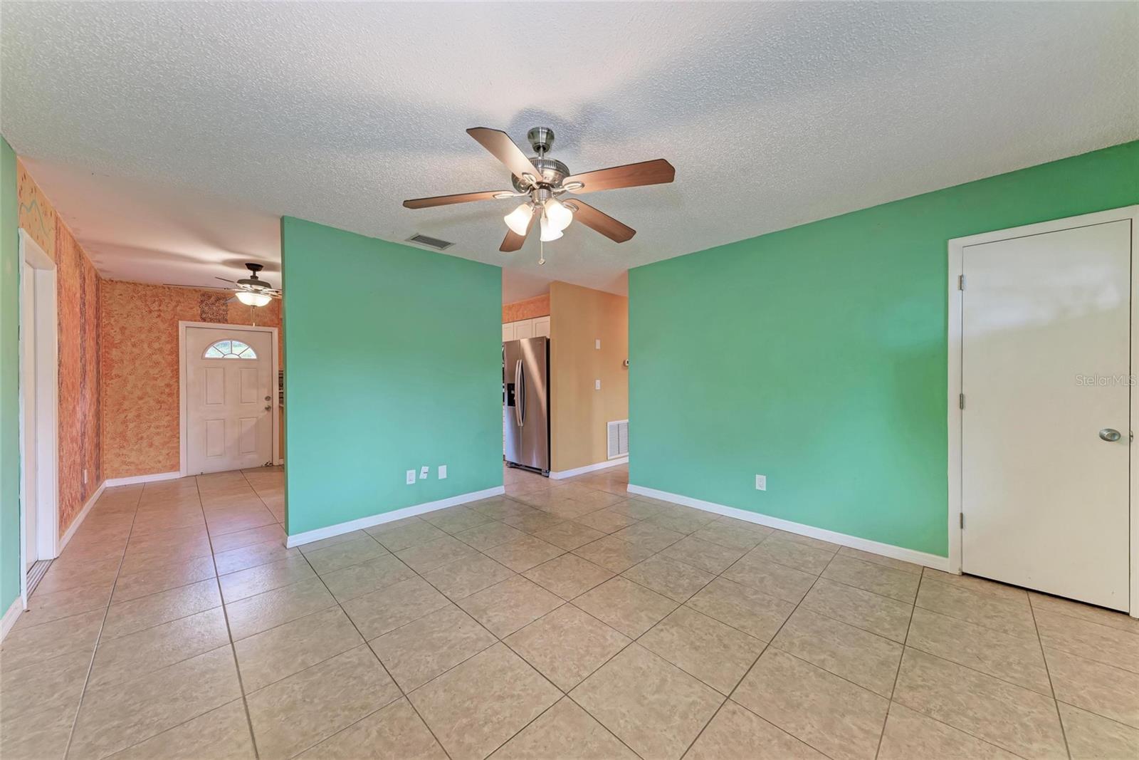 Image 5 of 34 For 6520 3rd Avenue Ne