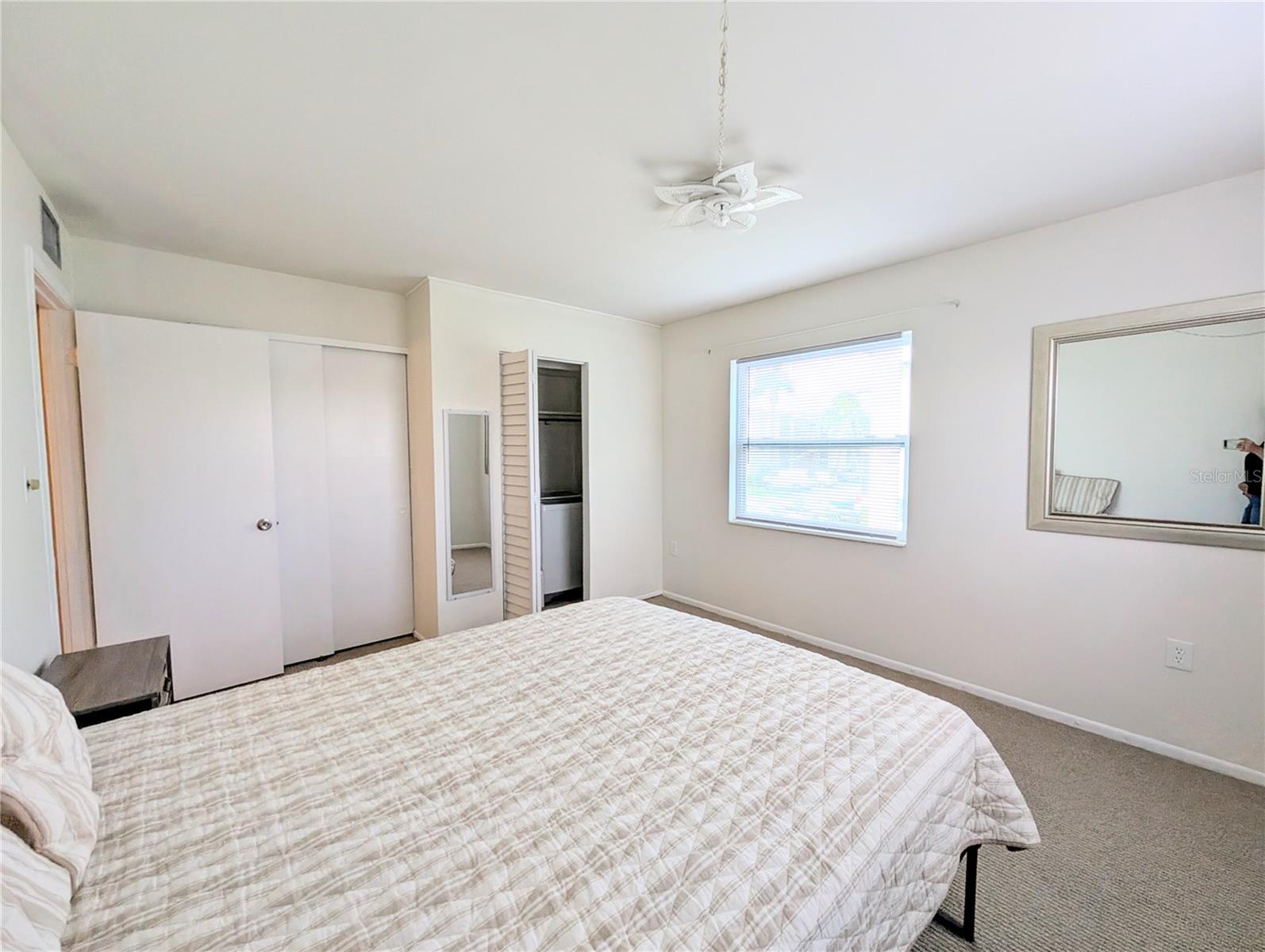 Image 16 of 23 For 5855 Palm Lane B21