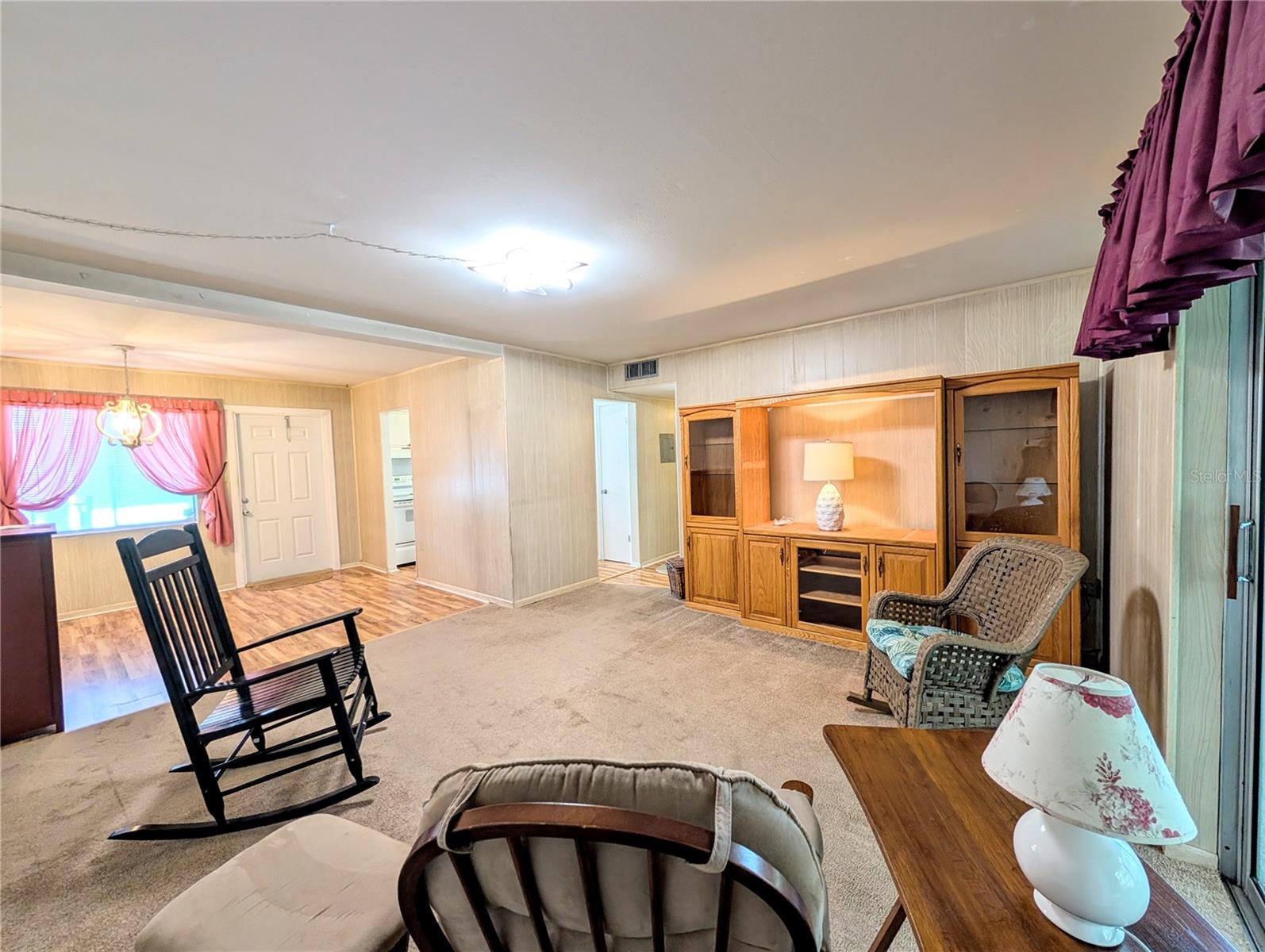 Image 9 of 23 For 5855 Palm Lane B21