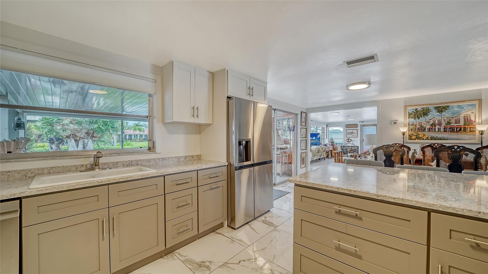Image 14 of 51 For 641 Coral Drive
