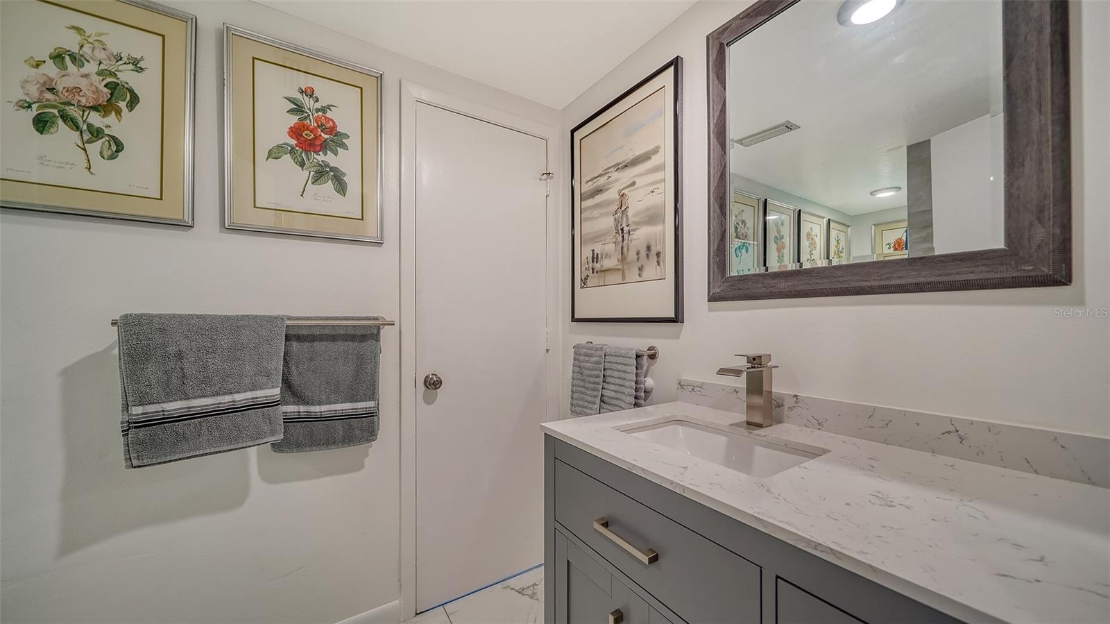 Image 27 of 51 For 641 Coral Drive