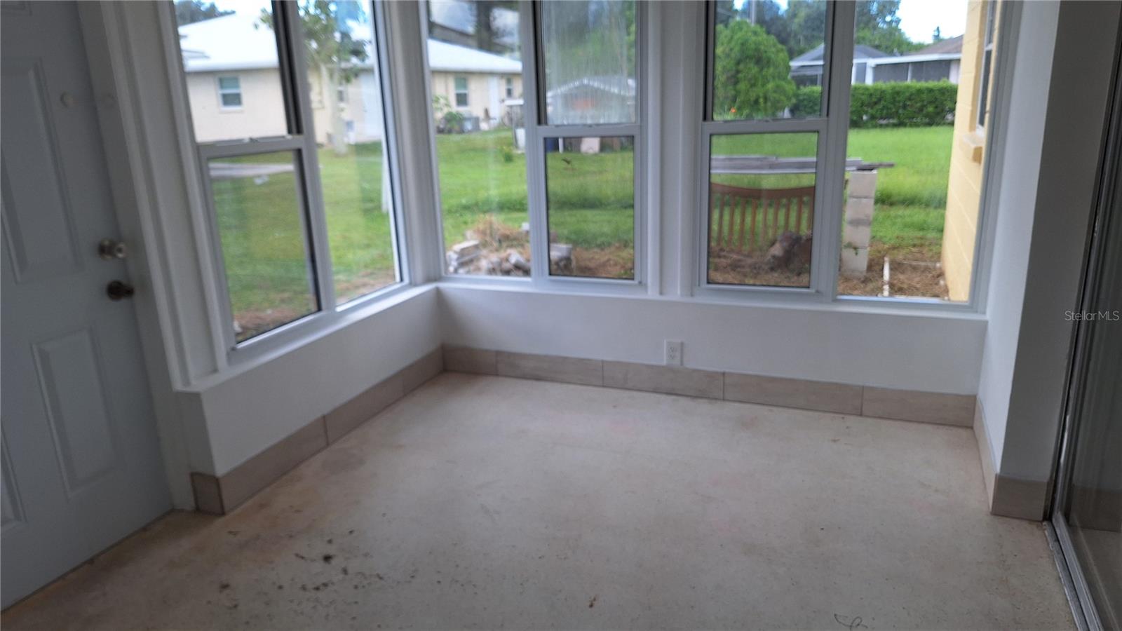 Image 4 of 7 For 12125 Dorado Drive