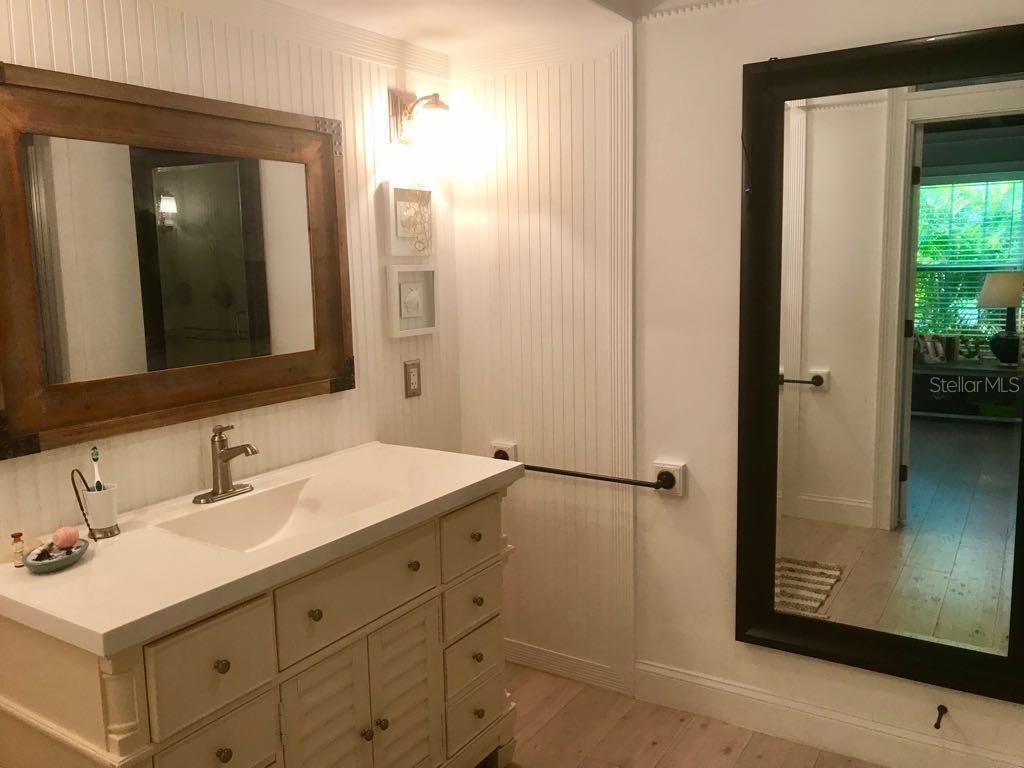 Image 21 of 25 For 3507 57th Avenue Drive W