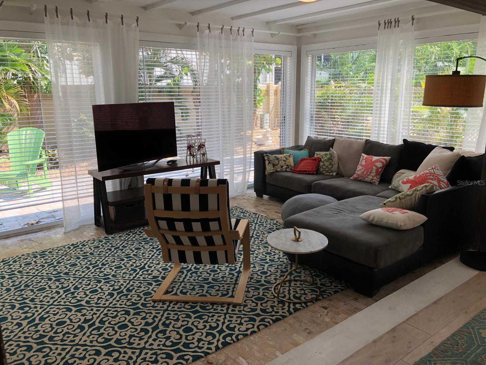 Image 3 of 25 For 3507 57th Avenue Drive W