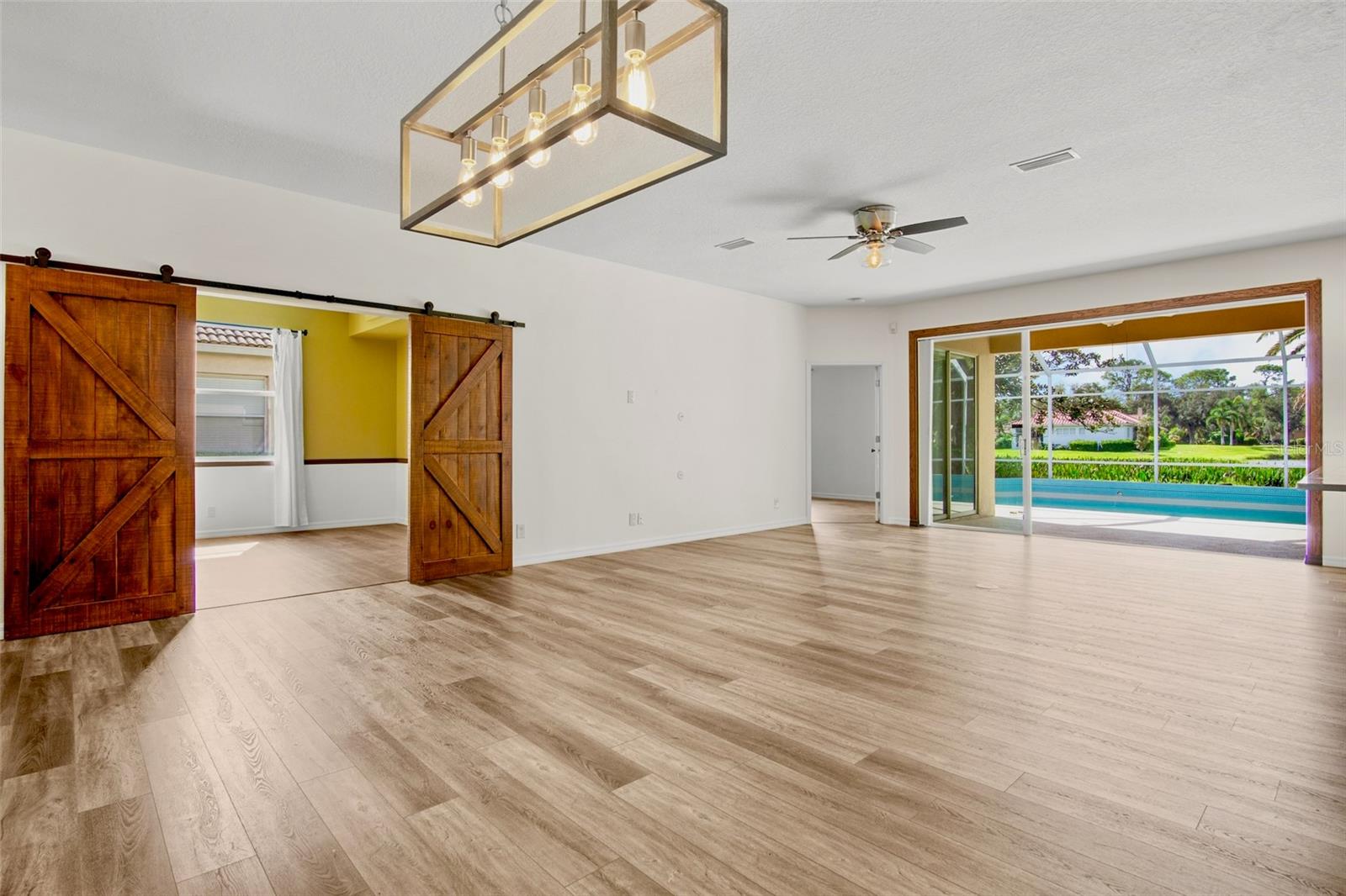 Image 11 of 39 For 5116 Timber Chase Way