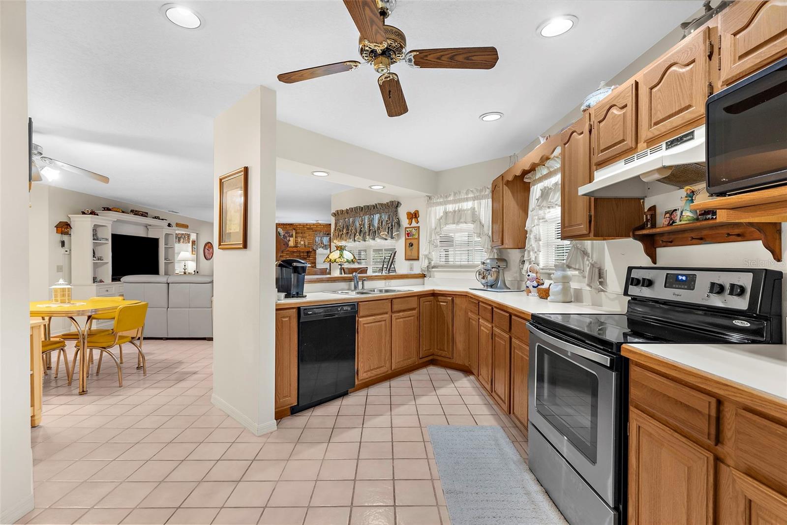 Image 14 of 43 For 7312 7th Avenue Nw