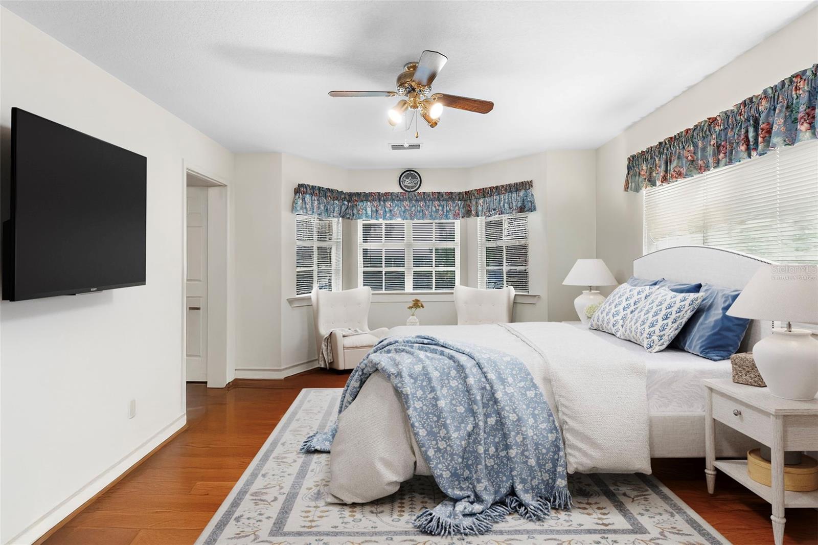 Image 19 of 43 For 7312 7th Avenue Nw
