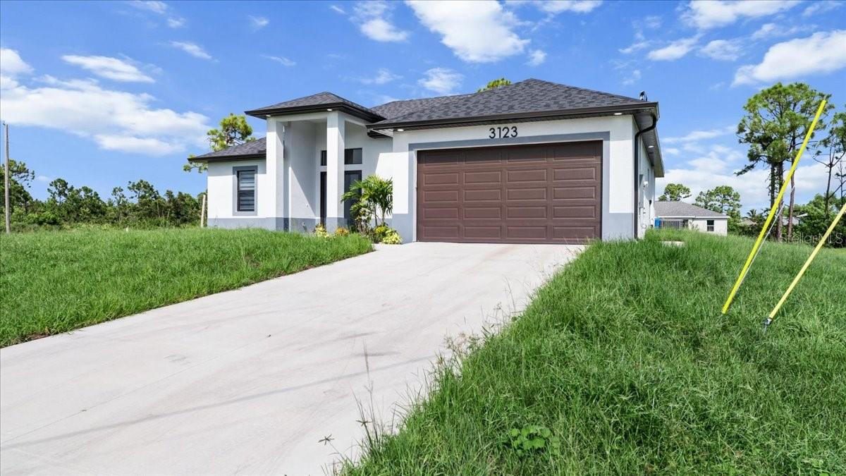 Image 3 of 45 For 3123 18th Avenue