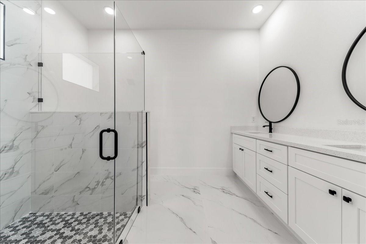 Image 31 of 45 For 3123 18th Avenue