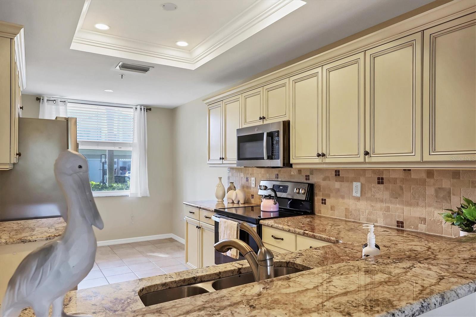 Image 14 of 78 For 8735 Olde Hickory Avenue 8108