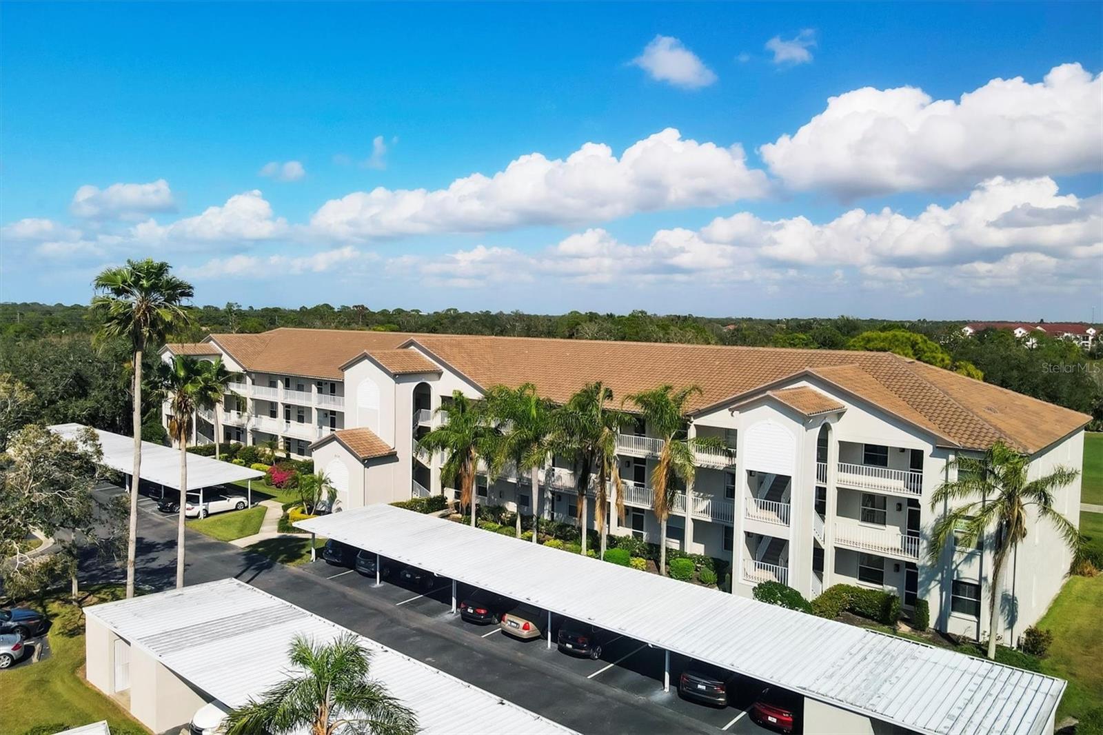 Image 4 of 78 For 8735 Olde Hickory Avenue 8108