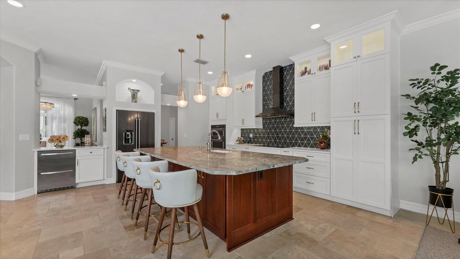 Image 16 of 76 For 9979 Cherry Hills Avenue Circle