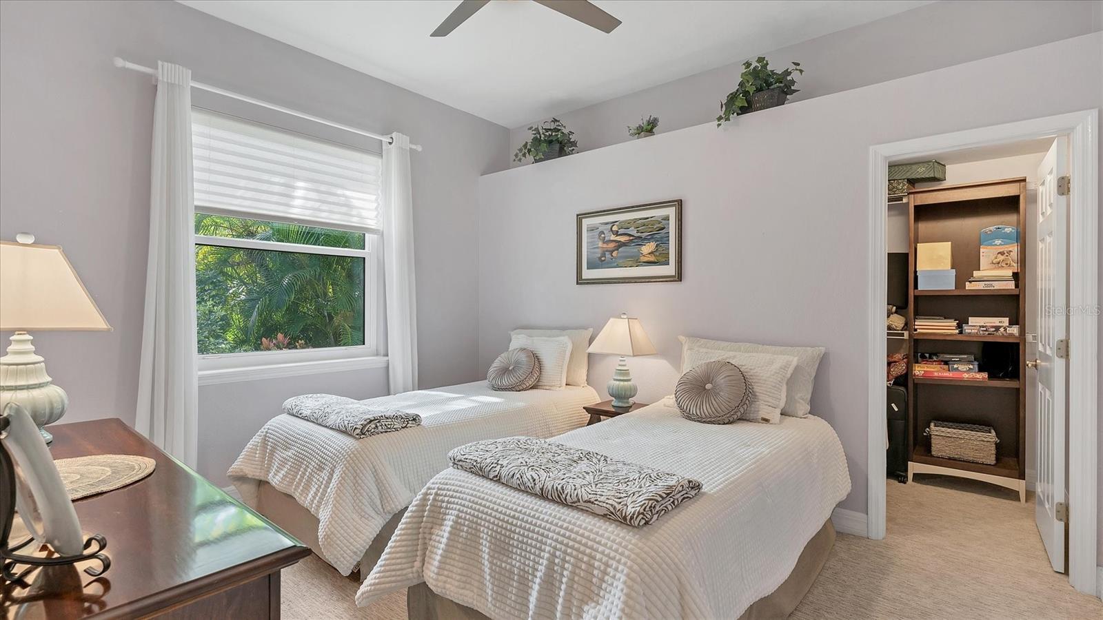 Image 34 of 76 For 9979 Cherry Hills Avenue Circle