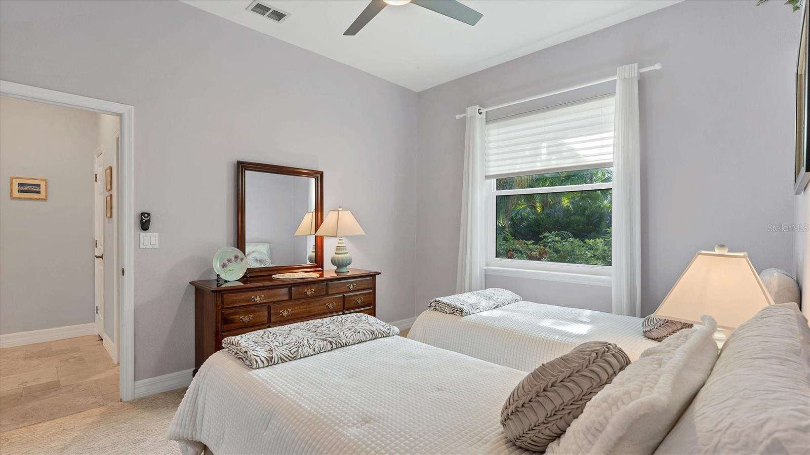 Image 35 of 76 For 9979 Cherry Hills Avenue Circle