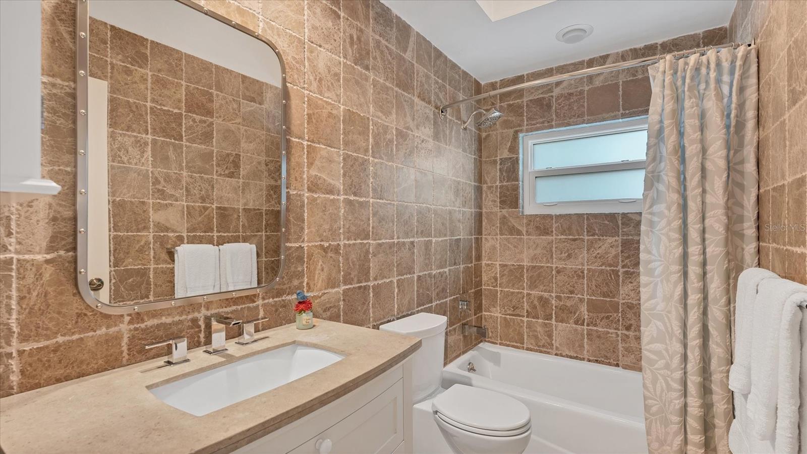 Image 36 of 76 For 9979 Cherry Hills Avenue Circle