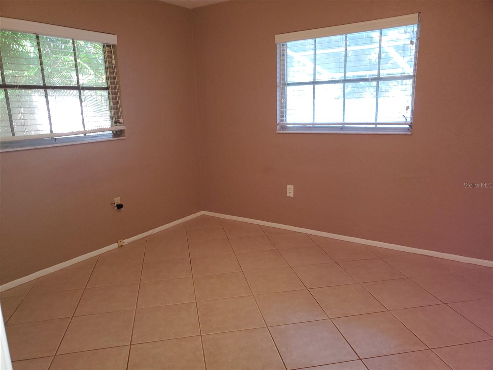 Image 11 of 18 For 3331 Sea View Street