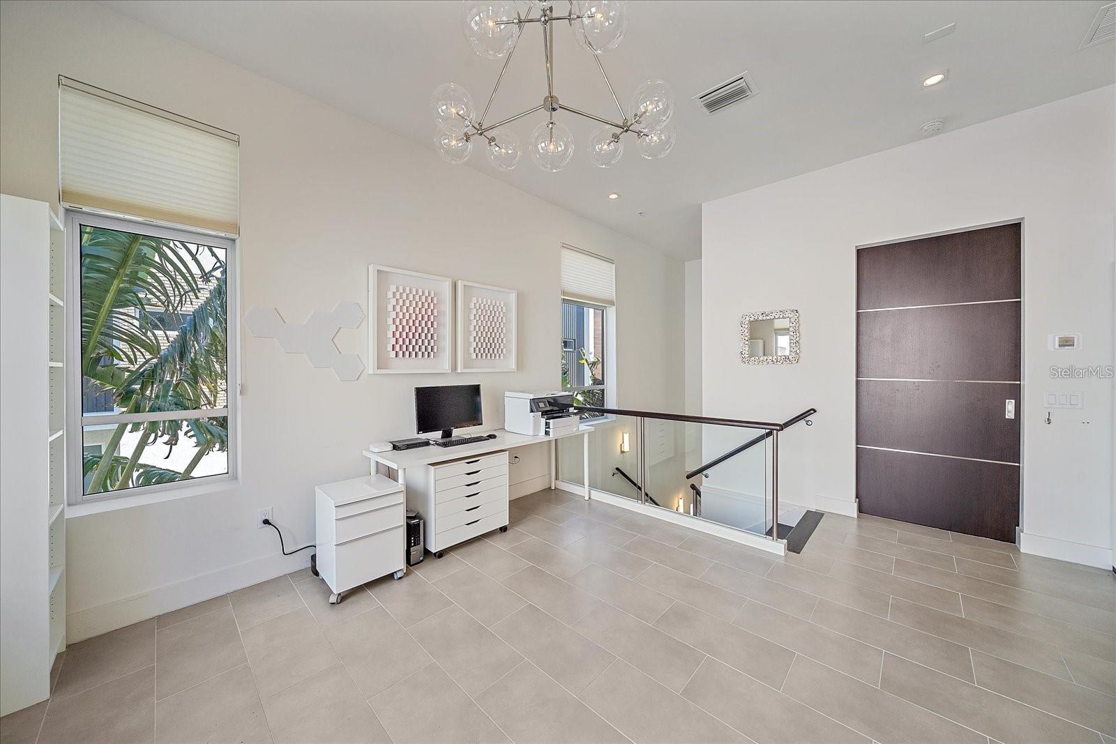 Image 19 of 34 For 232 Cosmopolitan Court