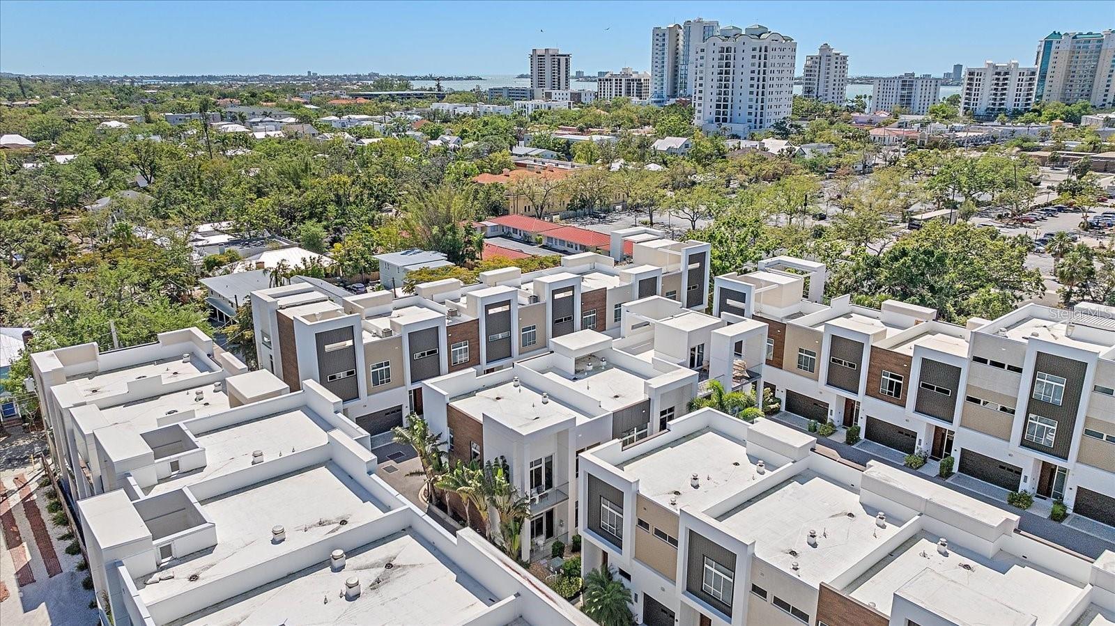 Image 32 of 34 For 232 Cosmopolitan Court