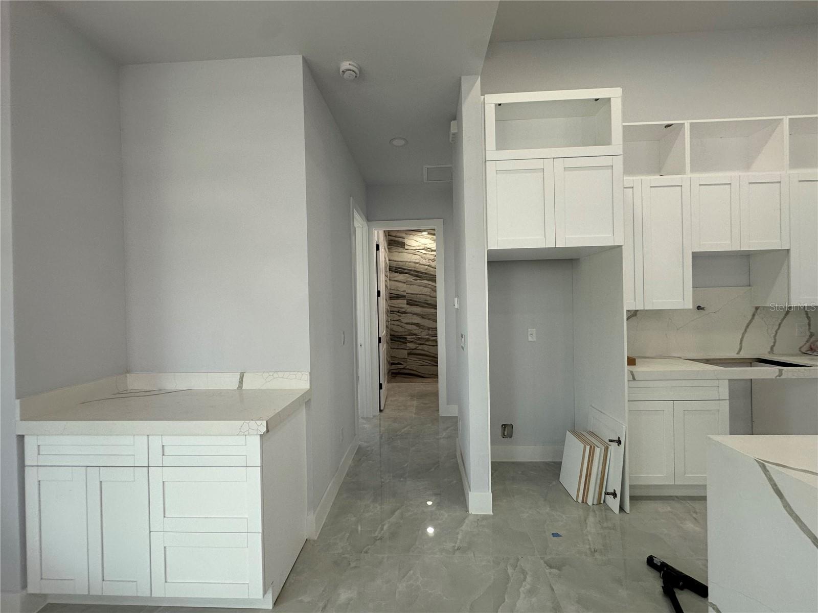 Image 18 of 32 For 419 4th Terrace
