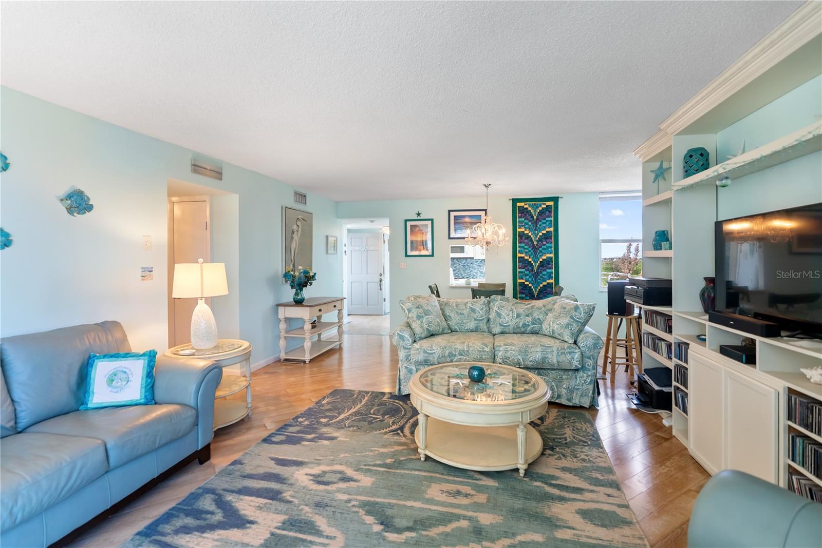 Image 6 of 76 For 1770 Benjamin Franklin Drive 407