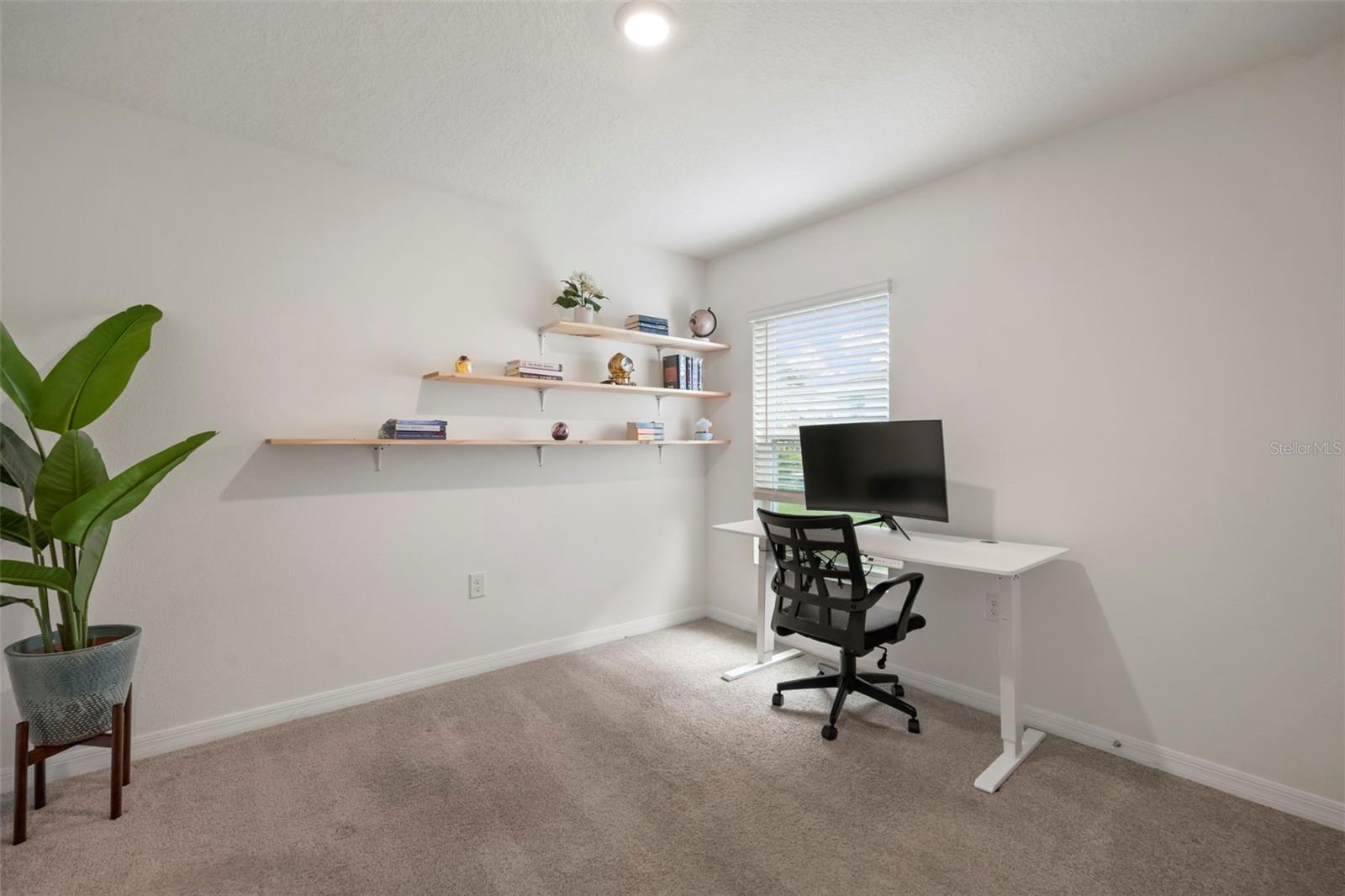 Image 13 of 19 For 37268 Kings Crown Drive