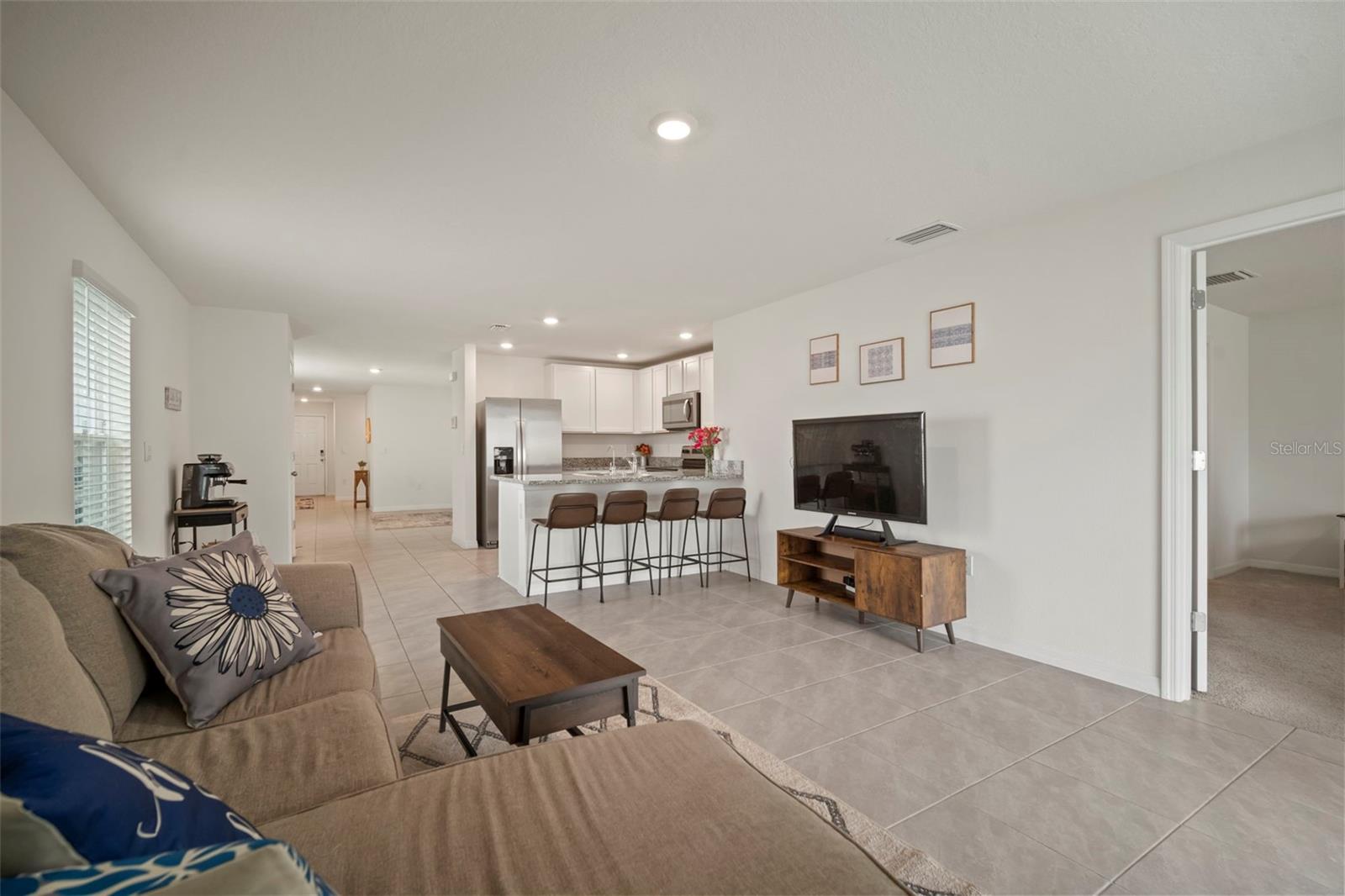 Image 7 of 19 For 37268 Kings Crown Drive